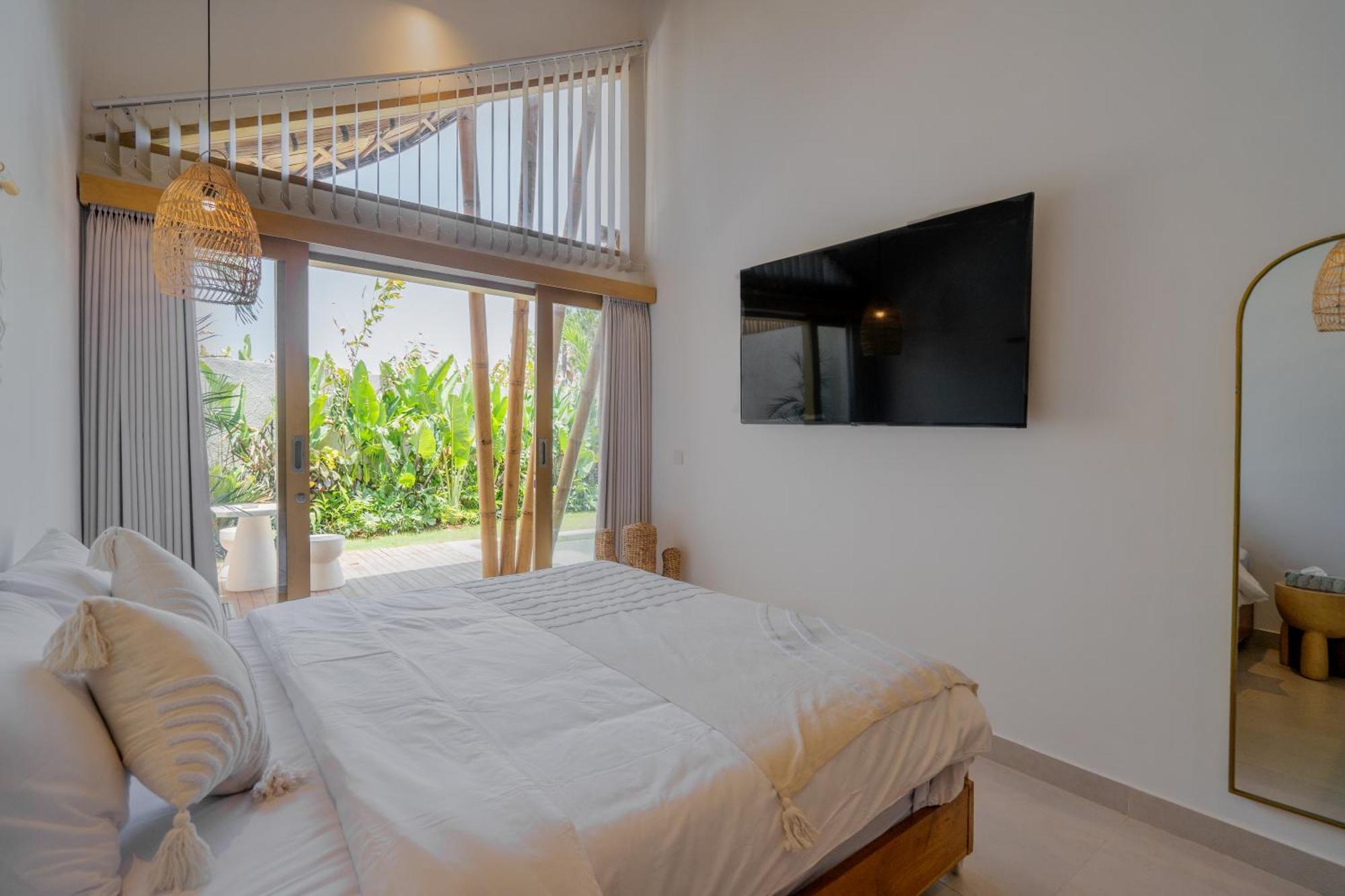 Villa Sunset Bamboo - 3Br Villa In Kerobokan Экстерьер фото